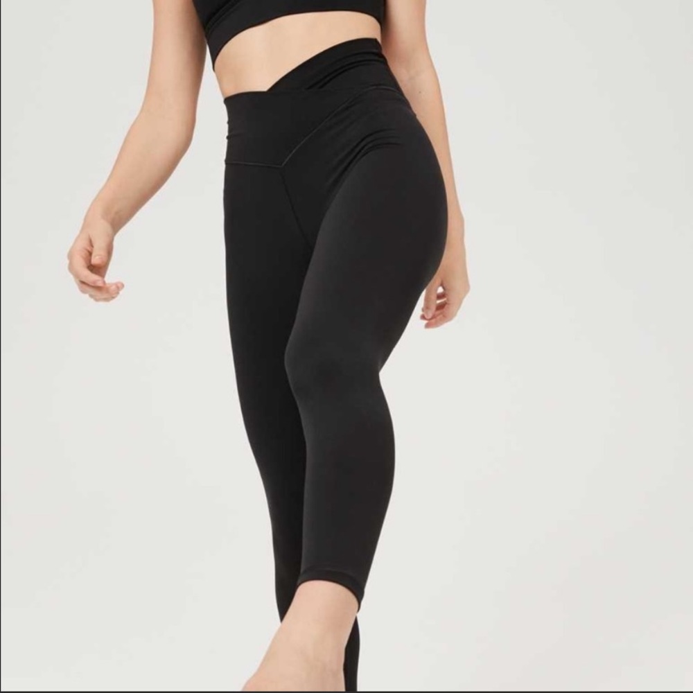 Aerie Real Me crossover leggings